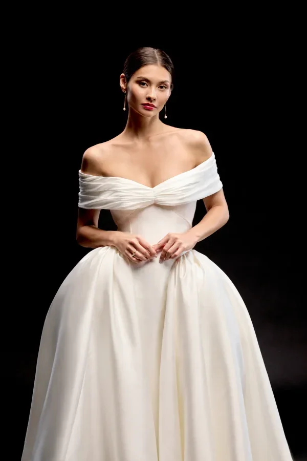 Elegant And Dramatic Ball Gown by Justin Alexander Signature - Image 2