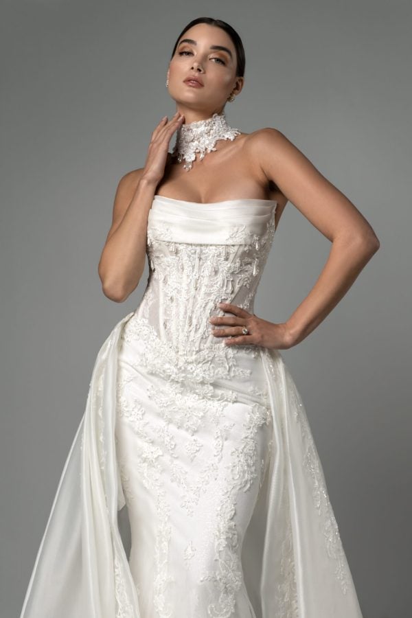 Dramatic Basque-Waist Fit-And-Flare Wedding Dress With Detachable Overskirt by Martina Liana Luxe - Image 2