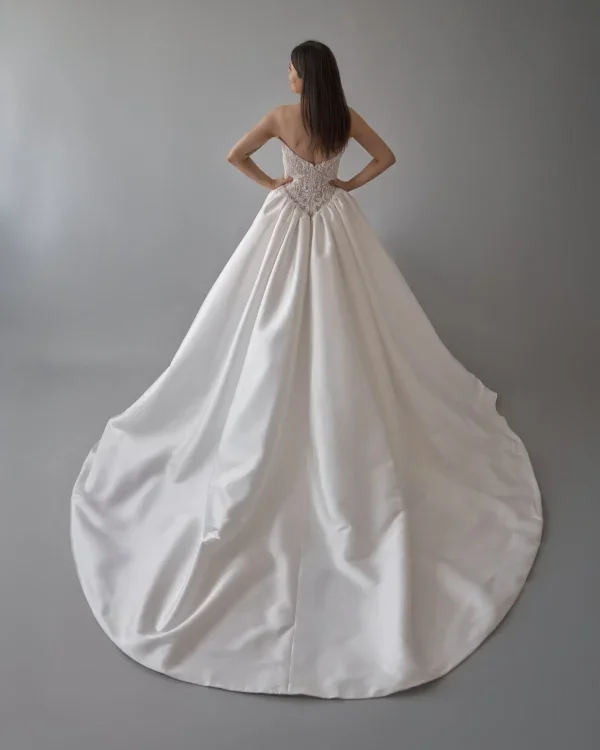 Dramatic And Modern Embellished Ball Gown With Corset And Slit by Blanche Bridal - Image 2