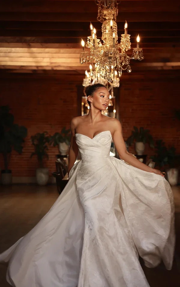 Strapless Jacquard Fit-And-Flare Wedding Dress With Detachable