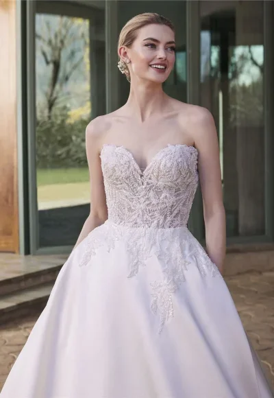 Regal And Romantic Off-The-Shoulder Ball Gown With Pockets And Buttons by Pronovias - Image 2