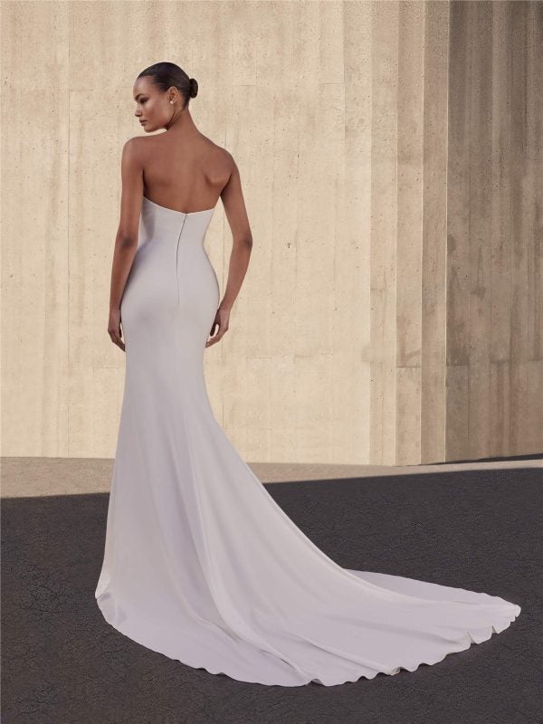 Chic And Modern Sheath Wedding Dress With Detachable Sleeves And Train by Pronovias - Image 2