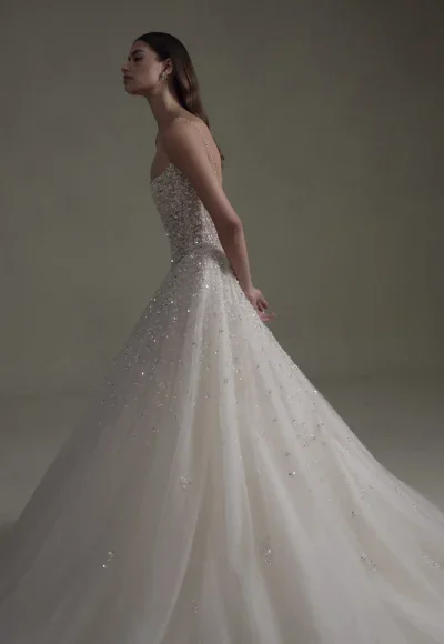 Scoop-Neck Embellished Basque-Waist Tulle Ball Gown by Senstudio - Image 3