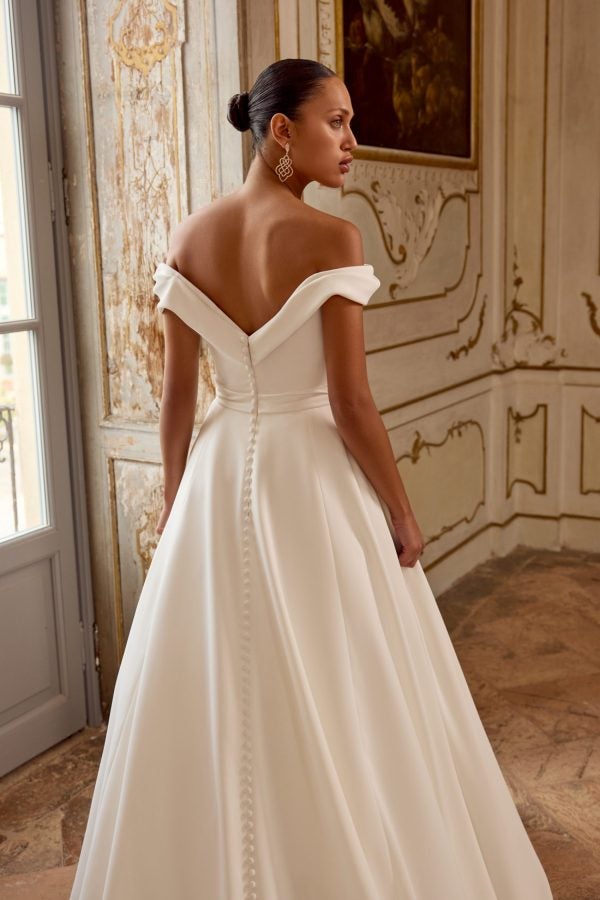 Plus-Size Chic And Simple A-Line Wedding Dress With Buttons by Justin Alexander - Image 3