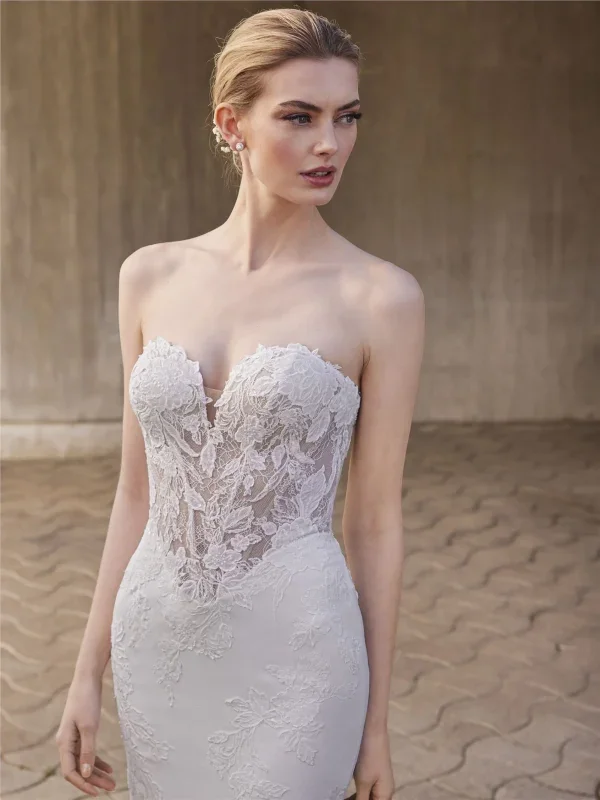 Sleek And Romantic Lace Sheath Wedding Dress With Detachable Sleeves by Pronovias - Image 2