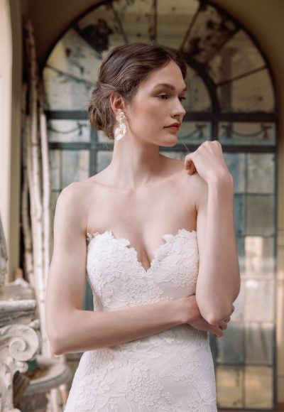 Chic And Romantic Lace Modified A-Line Wedding Dress by Sareh Nouri - Image 2