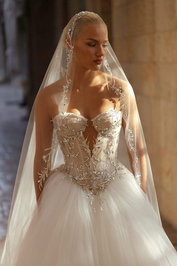 Sparkly Strapless Basque-Waist Tulle Ball Gown by Pnina Tornai - Image 3