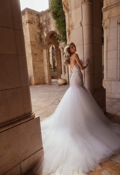 Sparkly Strapless Basque-Waist Tulle Mermaid Wedding Dress by Pnina Tornai - Image 2