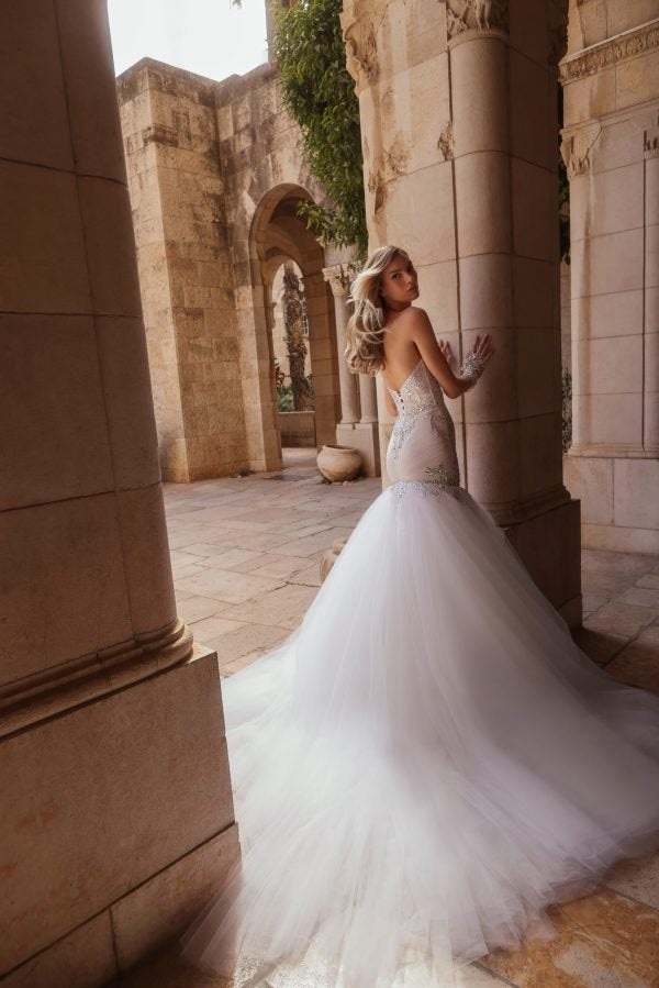 Sparkly Strapless Basque-Waist Tulle Mermaid Wedding Dress by Pnina Tornai - Image 2