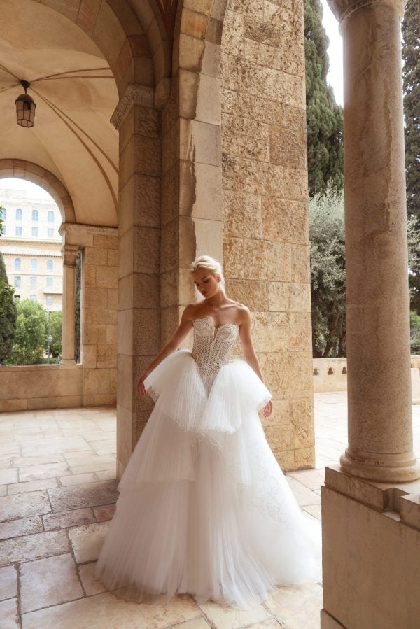 Chic And Romantic Strapless Lace And Pleated Tulle Ball Gown by Pnina Tornai - Image 1