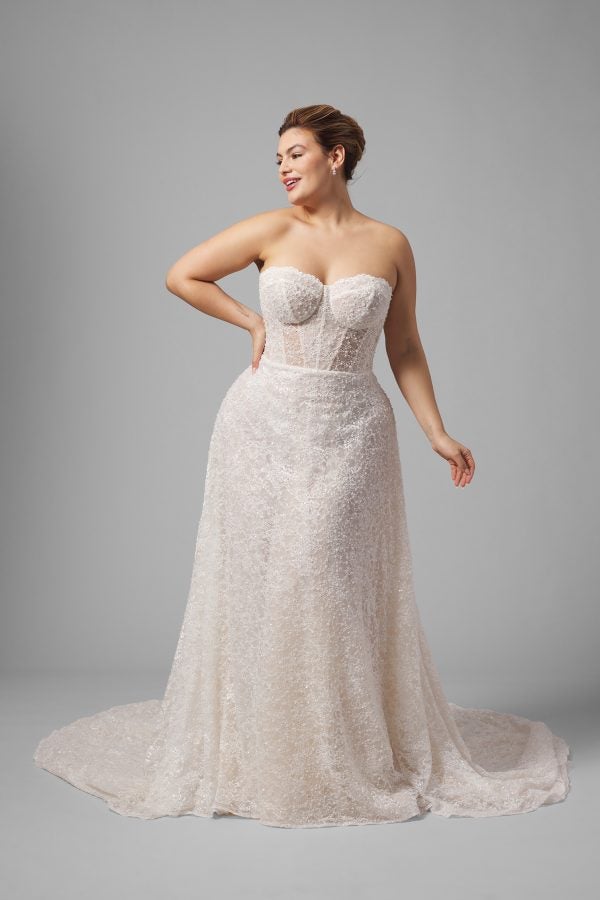 Plus-Size Chic And Glamorous Embellished Lace A-Line Wedding Dress With Detachable Shawl by Arava Polak - Image 2