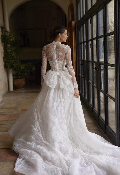 Basque-Waist Lace A-Line Wedding Dress With Detachable Bodysuit by Arava Polak - Image 3