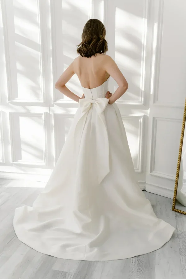 Chic And Modern Silk A-Line Wedding Dress With Slit And Bow by Enaura Bridal - Image 5