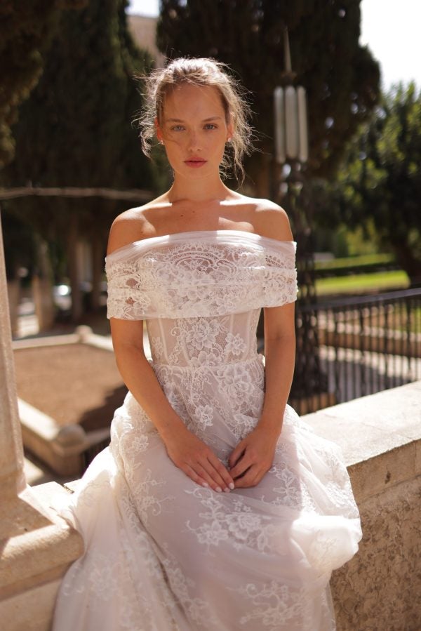 Romantic Lace A-Line Wedding Dress With Detachable Shawl by Arava Polak - Image 1