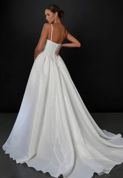 Chic And Simple Silk Organza Basque-Waist Ball Gown With Buttons by Martina Liana - Image 2