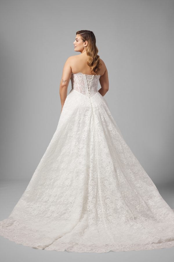 Plus-Size Romantic Basque-Waist Lace A-Line Wedding Dress by Love by Pnina Tornai - Image 3