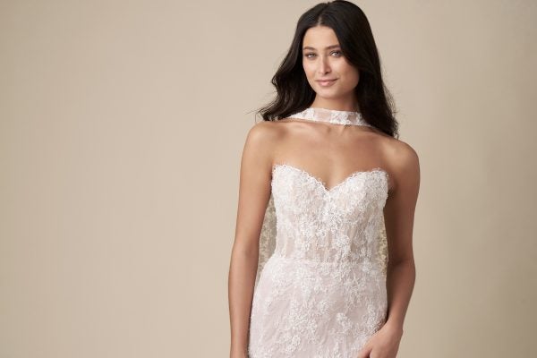 Chic And Romantic Lace Sheath Wedding Dress With Neck Scarf by Danielle Caprese - Image 3