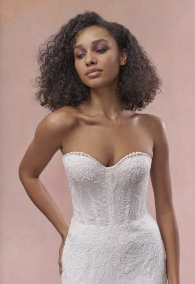 Modern Lace Mermaid Gown With Delicate Pearl Accents by Maria Farbinni - Image 2