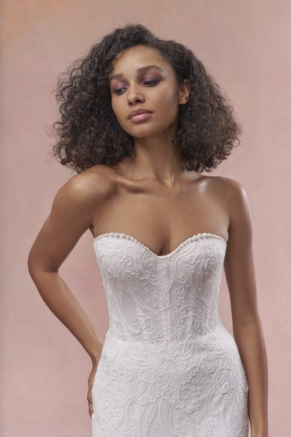 Modern Lace Mermaid Gown With Delicate Pearl Accents by Maria Farbinni - Image 2