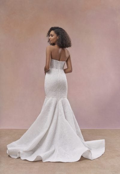 Modern Lace Mermaid Gown With Delicate Pearl Accents by Maria Farbinni - Image 3