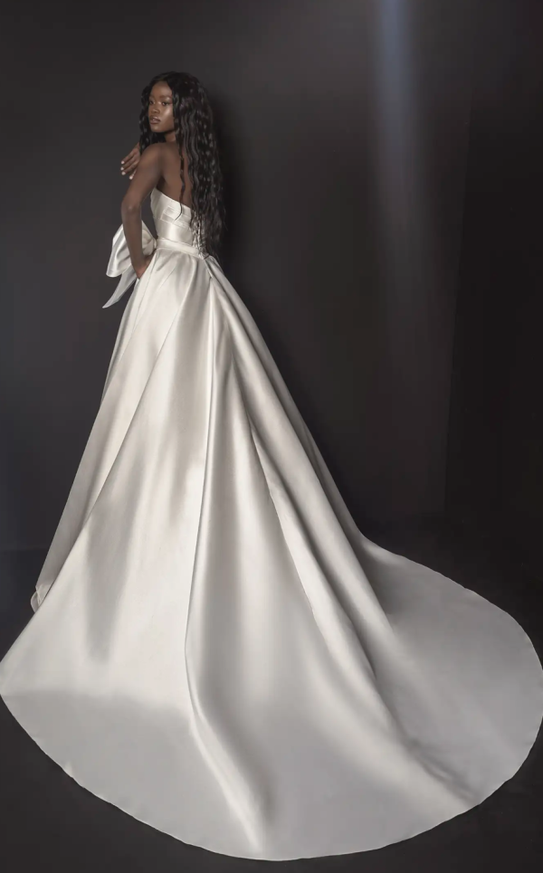Plus-Size Sweetheart Strapless Ball Gown With Bow by Pnina Tornai - Image 3