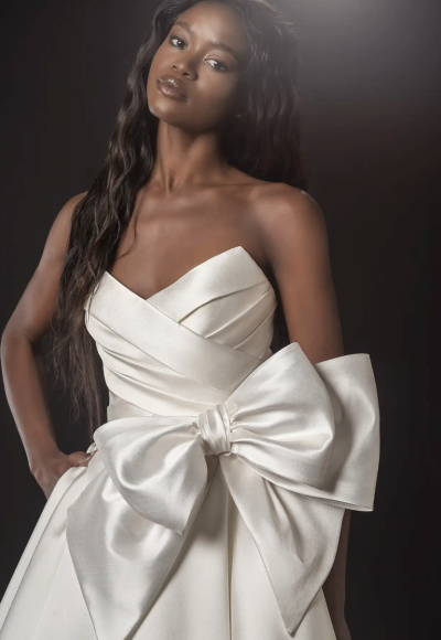 Plus-Size Sweetheart Strapless Ball Gown With Bow by Pnina Tornai - Image 2