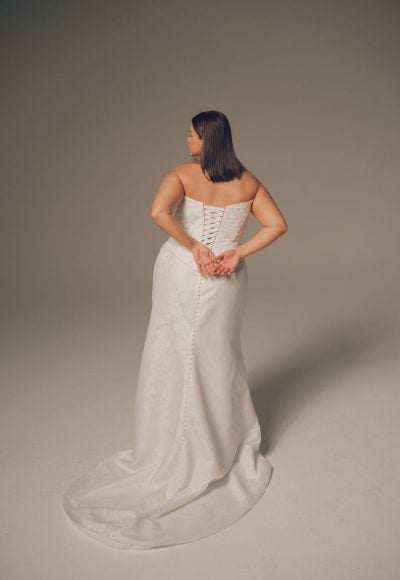 Sculpted Sheath Gown With Detachable Sleeves by Hera Couture - Image 4