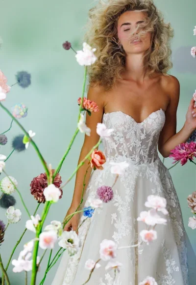 Sweet Floral A-Line Wedding Dress by Maria Farbinni - Image 2