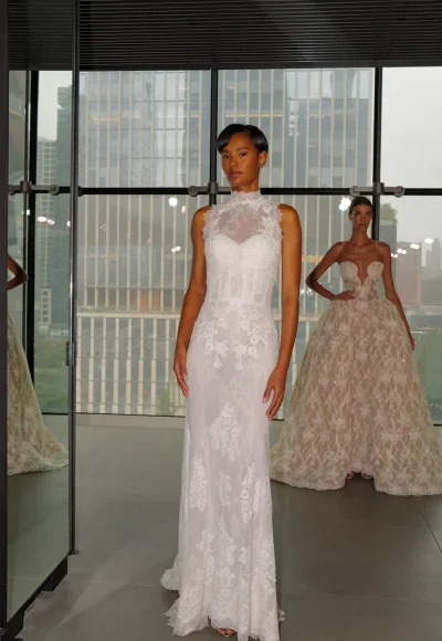 Romantic Lace Mermaid Wedding Dress by Senstudio