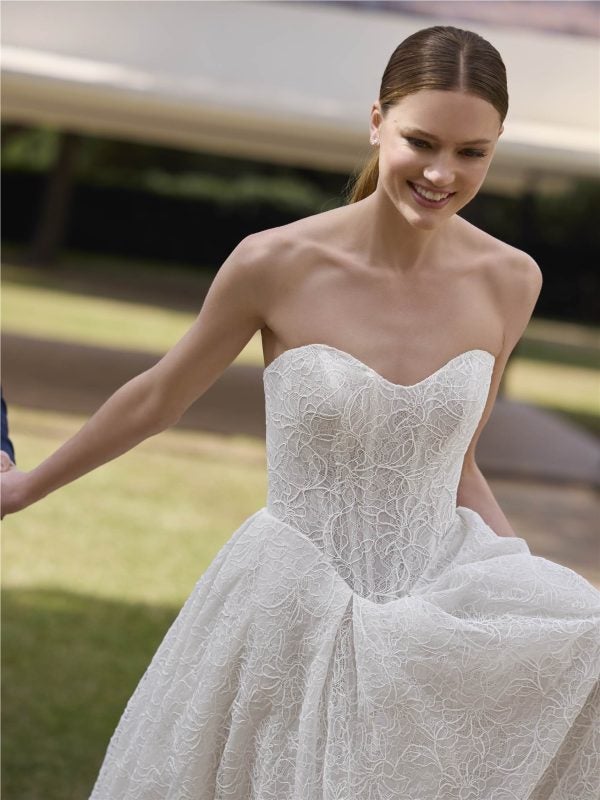 Lace A-Line Wedding Dress With Basque Waist by Pronovias - Image 2