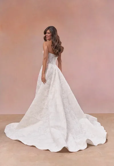 Modern Double Basque-Waist A-Line Wedding Dress by Maria Farbinni - Image 3